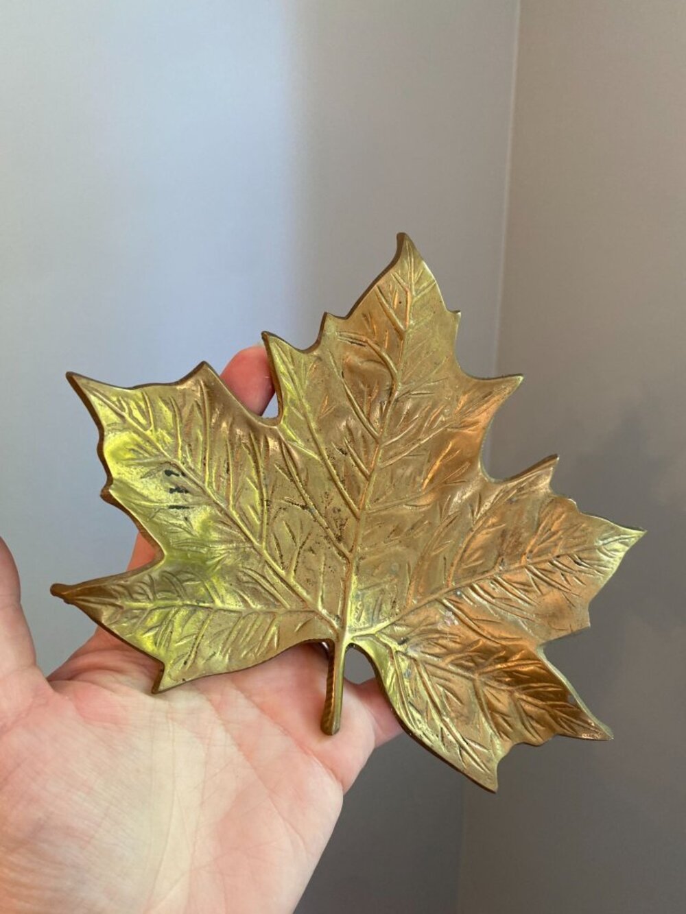 Vintage Solid Brass Maple Leaf Dish Handcrafted In India 7.5" Decorative Trinket